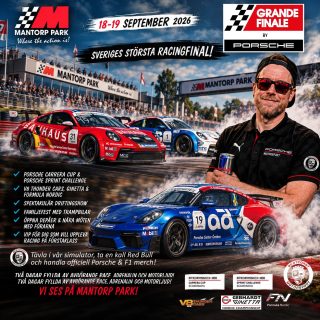 ÄNTLIGEN RACE WEEK – GRANDE FINALE 2026!
Den 18-19 september är det dags – Mantorp Park förvandlas till Sveriges
racinghuvudstad när säsongens stora final avgörs. Två dagar fyllda av avgörande race, adrenalin och motorljud du sent kommer glömma.
🏁 Finaler i Porsche Carrera Cup & Porsche Sprint Challenge
🏁 V8 Thunder Cars, Ginetta & Formula Nordic – brutal kraftfull racing på högsta nivå
🏁 Spektakulär driftingshow och banvarvs-rekordförsök
🏁 Familjefest med trampbilar & radiostyrd bilsport
🏁 Öppna depåer, autografer & nära möten med förarna
🏁 VIP för dig som vill uppleva racing på förstaklass (gå in på mantorppark.se för biljetter)
Allt detta – på Sveriges nationalarena för motorsport.
Westcoast Motorsport finns givetvis på plats och säljer officiell Porsche Motorsport & Formel 1 merch, bjuder på kall Red Bull och vi kör även en tävling i vår racingsimulator. Är du snabbast runt Azerbaijans GP F1 bana? Gratis för alla att prova!
Vi håller så klart en extra tumme för @alexgustafsson__ #19 i helgen i kampen om seriesegern i Porsche Sprint Challenge Scandinavia 2026!
#westcoastmotorsport #porsche #carreracupscandinavia #sprintchallengescandinavia #mantorppark