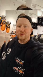 Raceshopen är redo att ta emot besökare i helgen!! Hoppas vi ses i Sollentuna Centrum!!

#sollentuna #Stockholm #formel1 #redbull #sollentunacentrum