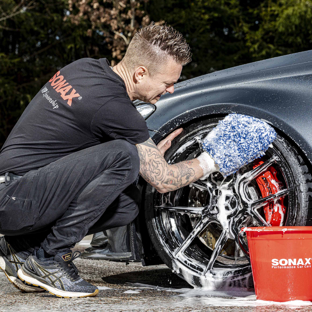 sonax_daniel_carlsson_clean_westcoast_motorsport