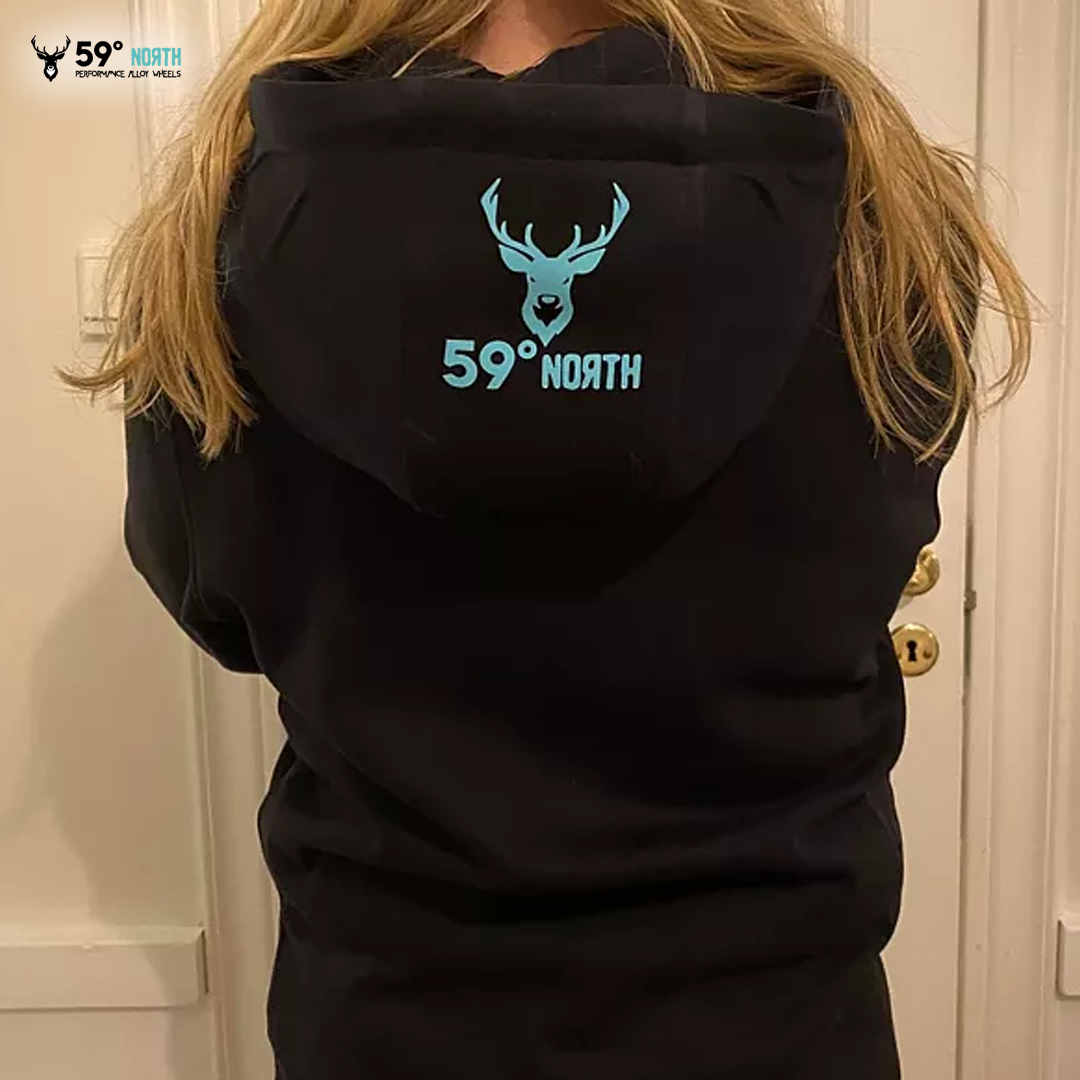 FiftyninenorthhoodieBB_59_North_Hoodie_Square_Deer_Print_White-Turqouise_luvtröja_westcoast_motorsport_svart_back