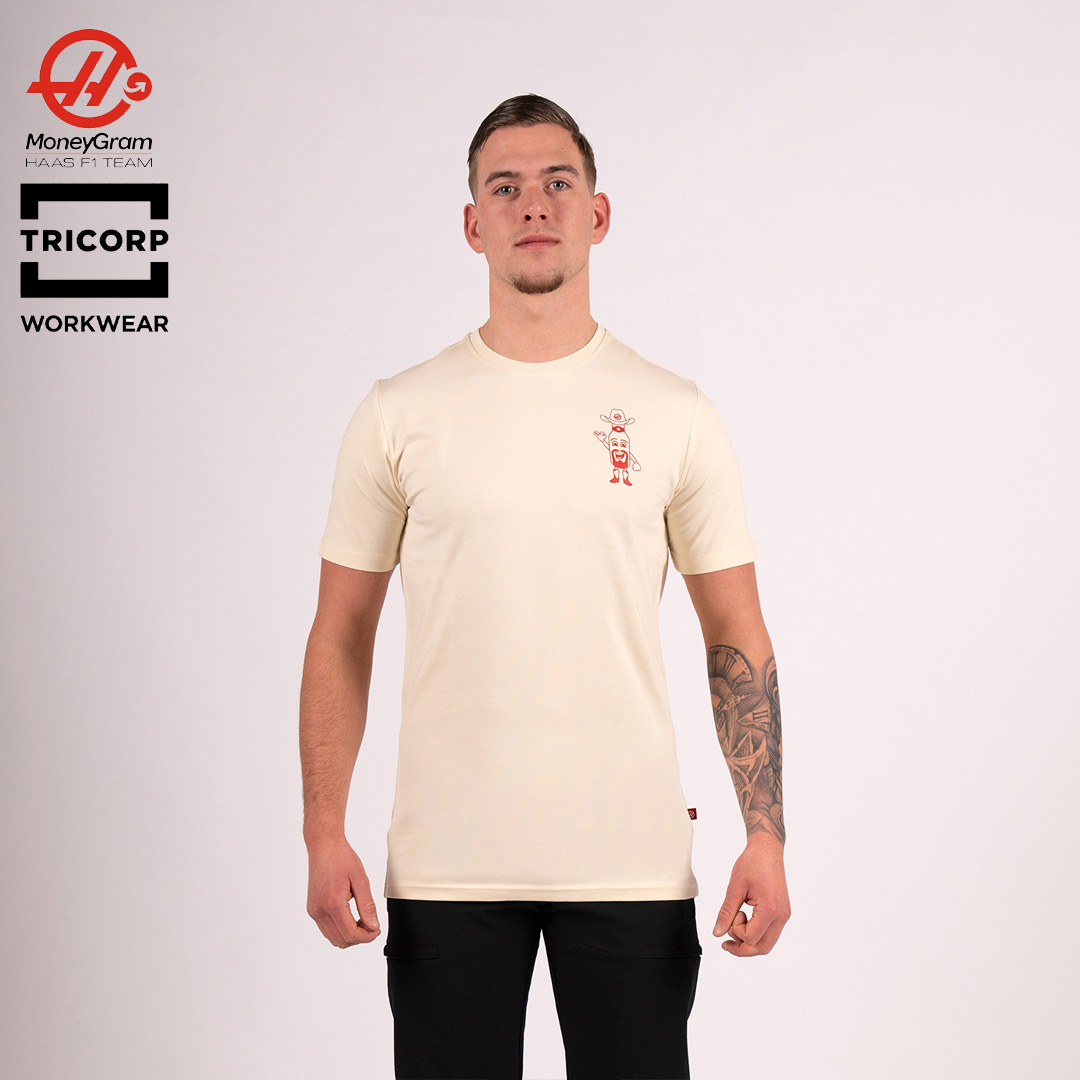 901318Ecru_moneygram_haas_f1_team_hot_sauce_supporter tee_tricorp_kmag_hulkenberg_formula1_f1sweden_f1sverige_formel1_t-shirt_westcoast_motorsport_colour_man_front