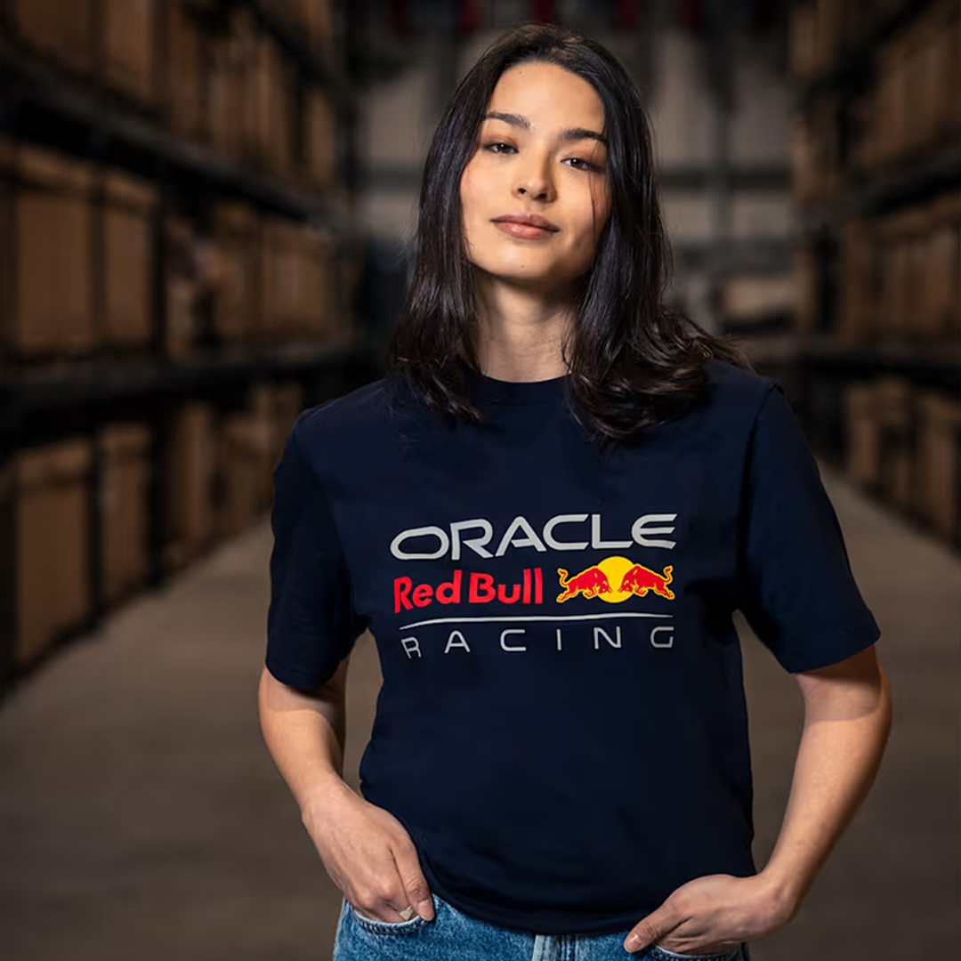 RBR25085_M-182007_oracle_red_bull_racing_f1_team_core_logo_t-shirt_tee_navy_official_f1sweden_f1sverige_formel1_formula1_f1store_redbull_castore_westcoast_motorsport_woman