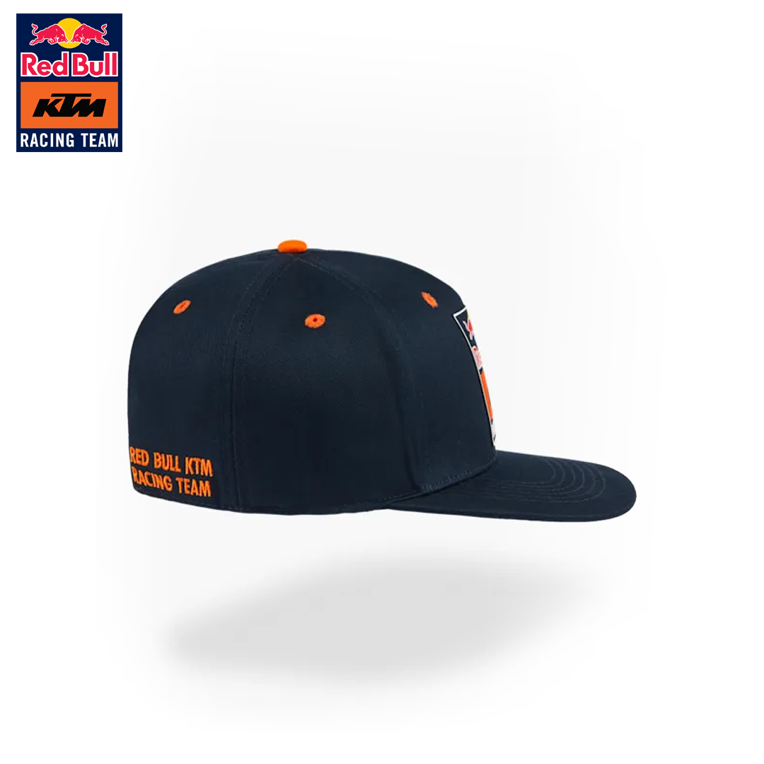 KTMXM026-M-161481_red_bull_ktm_racing_team_pace_flat_brim_cap_keps_motogp_motorcross_roadracing_westcoast_motorsport_right