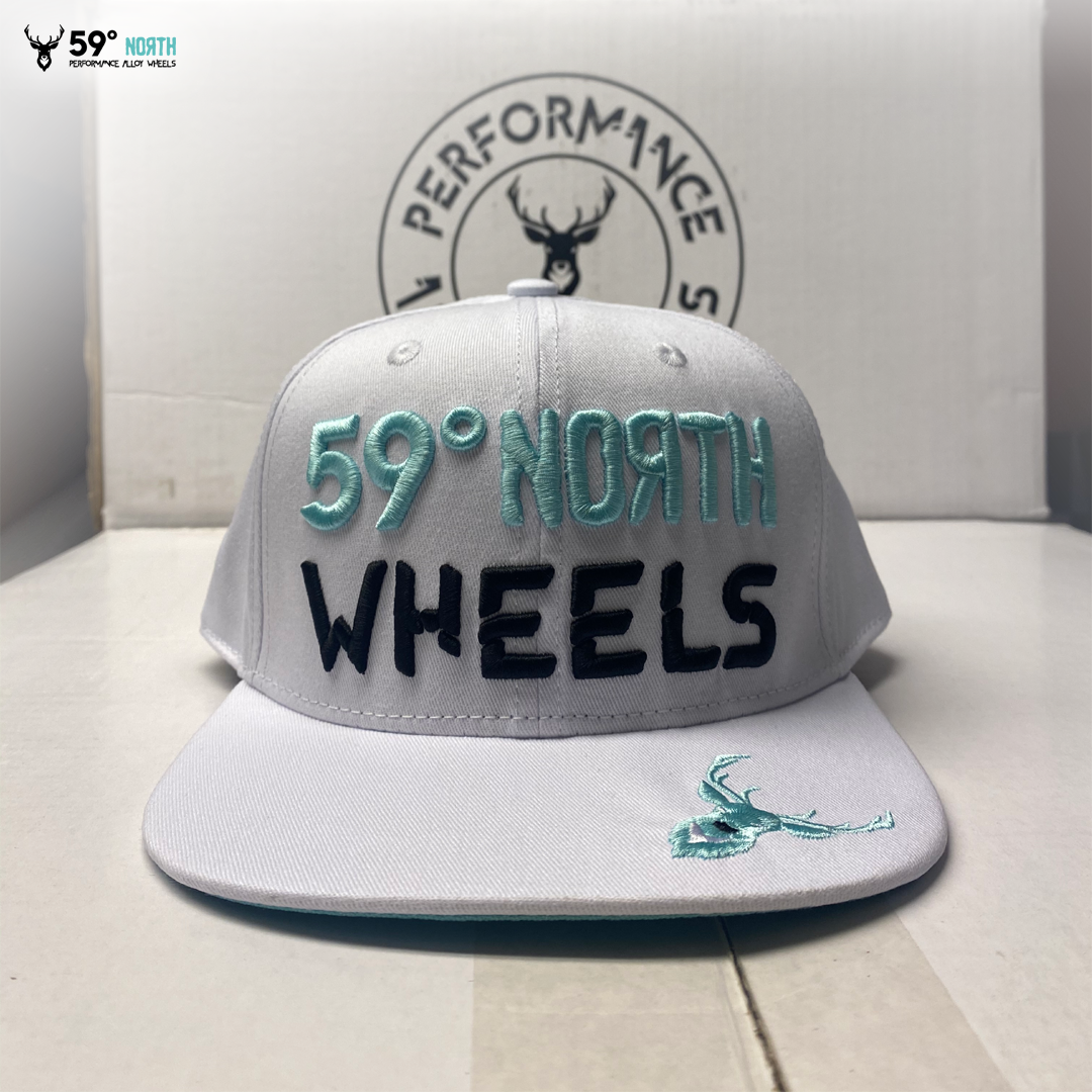 59classicsnapwhite_59_north_wheels_vit_white_flat_brim_cap_keps_drifting_rims_felg_gatebil_drift_masters_westcoast_motorsport_front
