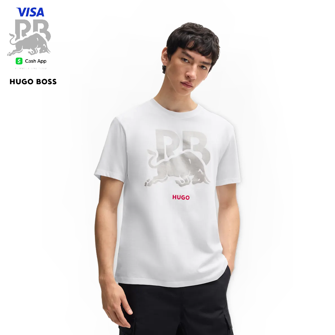 M-179522_RAB24038_visa_cash_app_racing_bulls_hugo_boss_logo_t-shirt_red_bull_f1_formula1_formel1_f1sweden_f1sverige_westcoast_motorsport_white_man_front