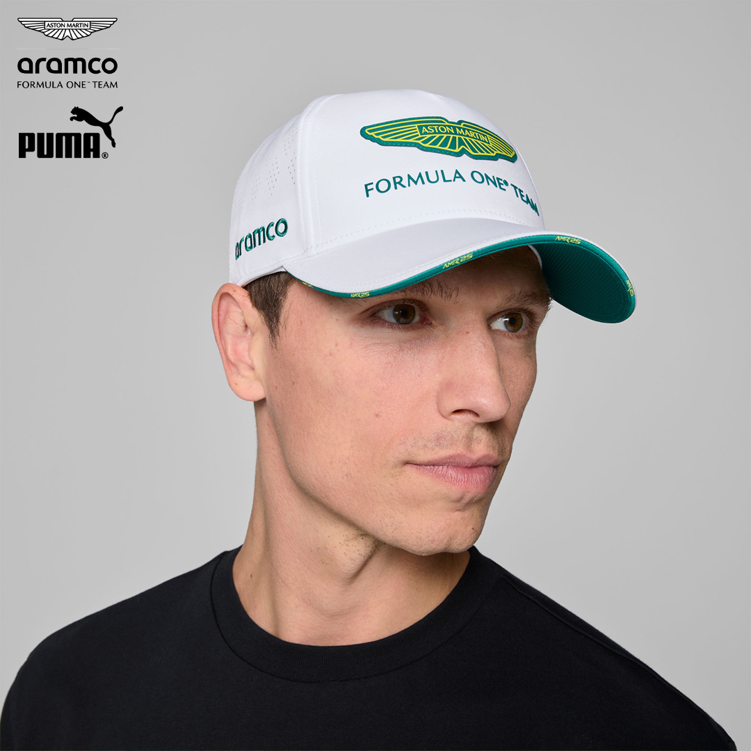 701233022_aston_martin_formula_one_team_replica_cap_2025_puma_stichd_f1sweden_f1sverige_formel1_formula1_f1_racing_official_merch_westcoast_motorsport_white_face