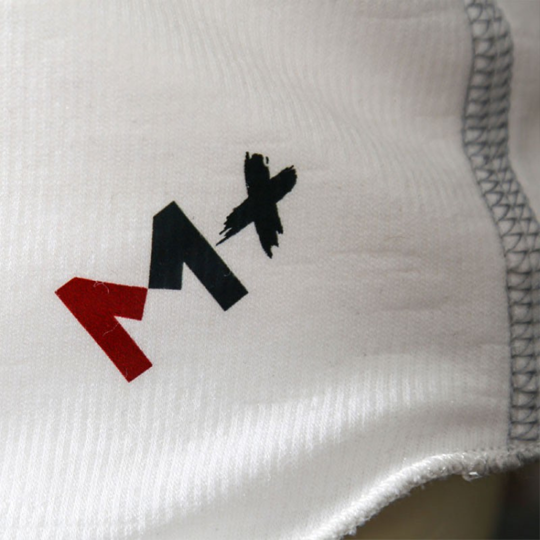R50-094_marina_racewear_mplus_balaclava_balaklava_fia_approved_homologation_8856-2018_racing_drifting_formula1_formulanordic_aquila_westcoast_motorsport_white_closeup
