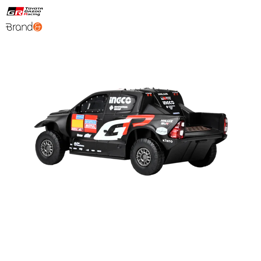 TBMTRREDIS48-hilux_toyota_gazoo_racing_gr_dkr_hilux_evo_t1u_rally_raid_pullback_car_miniature_car_modellbil_leksaksbil_brand_and_official_racing_merch_f1_drifting_westcoast_motorsport_left