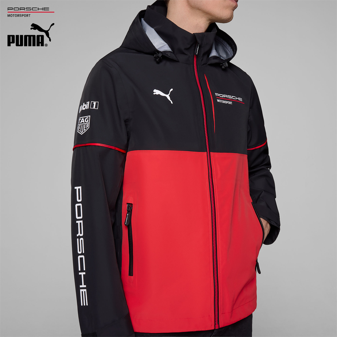 701232123001_porsche_motorsport_replica_rain_jacket_regnjacka_official_merch_puma_stichd_racing_carrera_cup_westcoast_motorsport_closeup