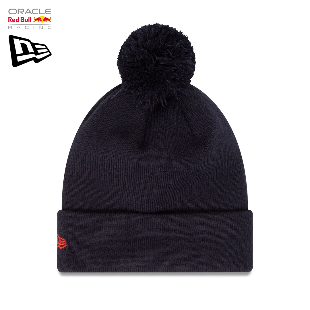 60357192_oracle_red_bull_racing_essential_pom_beanie_mössa_toppluva_f1_formel1_formula1_new_era_official_merch_westcoast_motorsport_back