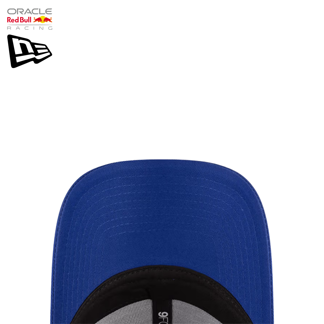 60850719_oracle_red_bull_racing_f1_team_9forty_essential_2026_cap_new_era_keps_official_merch_formula1_f1sweden_westcoast_motorsport_youth_brim