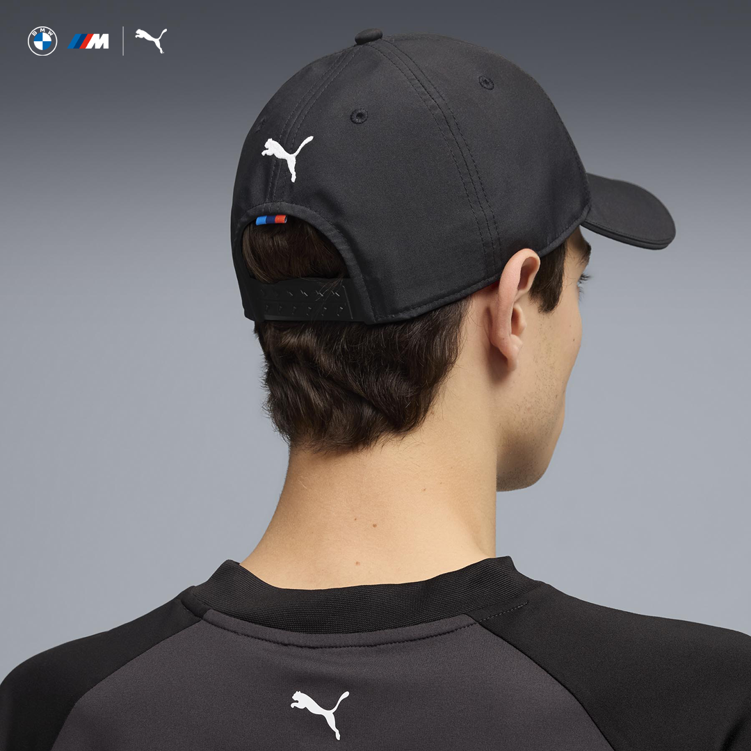 701239129001_bmw_motorsport_replica_cap_keps_m-sport_official_merch_puma_stichd_fuelforfans_westcoast_motorsport_black_svart_man_back