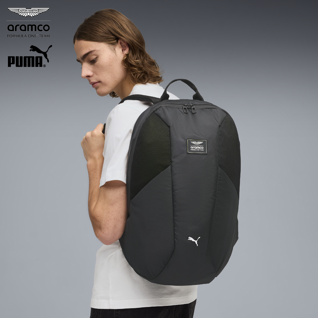 701239178001_aston_martin_f1_team_fw_backpack_ryggsäck_bag_official_merch_puma_stichd_formel1_formula1_f1sweden_westcoast_motorsport_man