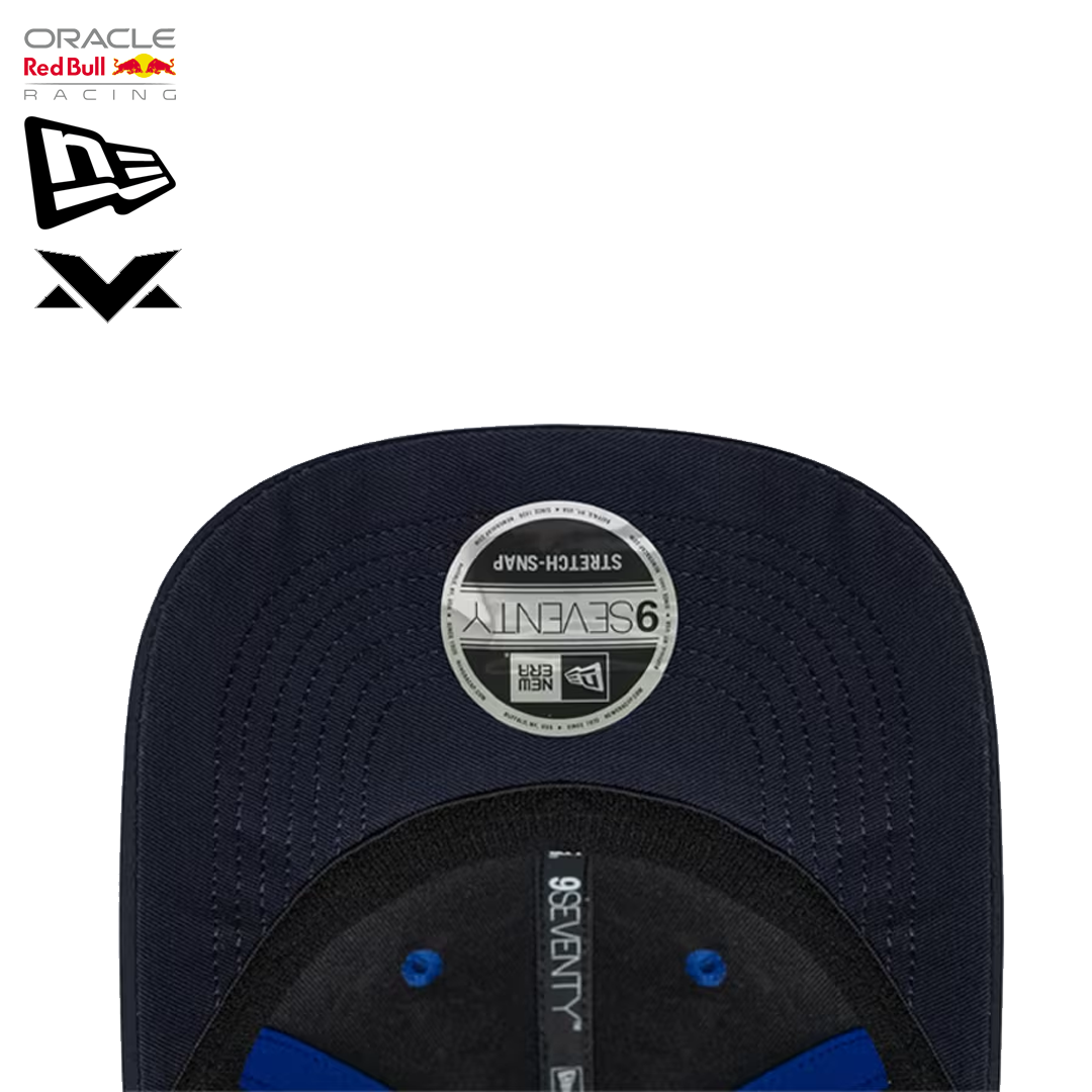 60850771_oracle_red_bull_racing_f1_team_9seventy_2026_max_verstappen_3_cap_new_era_keps_official_merch_formula1_f1sweden_westcoast_motorsport_brim