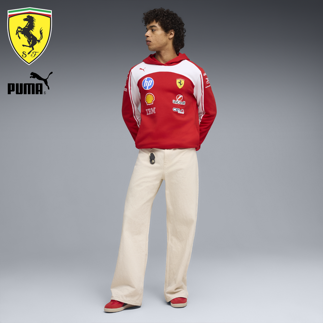 701238719001_scuderia_ferrari_replica_official_merch_f1store_fuelforfans_f1sweden_puma_stichd_westcoast_motorsport_hoodie_red_man