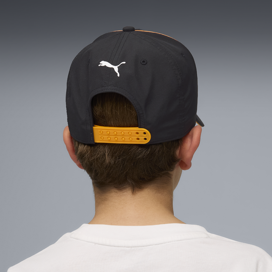 701241142_mclaren_racing_f1_team_fw_bb_cap_keps_official_merch_puma_f1store_fuelforfans_formel1_formula1_westcoast_motorsport_black_kids_neck