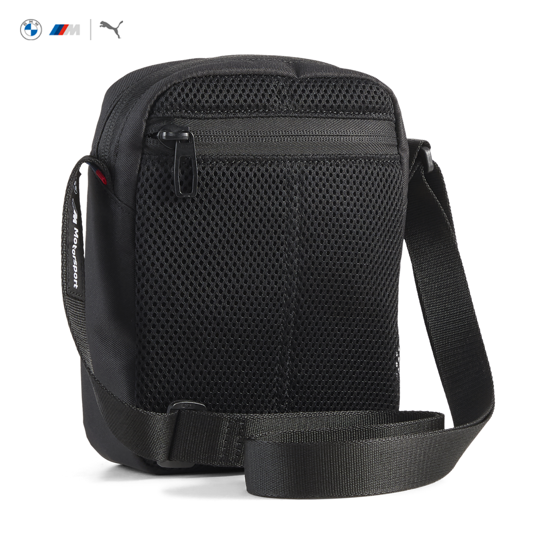 701239665001801_bmw_motorsport_fw_fanwear_portable_bag_man-bag_m_sport_bimmer_puma_official_merch_fuelforfans_westcoast_motorsport_black_svart_back