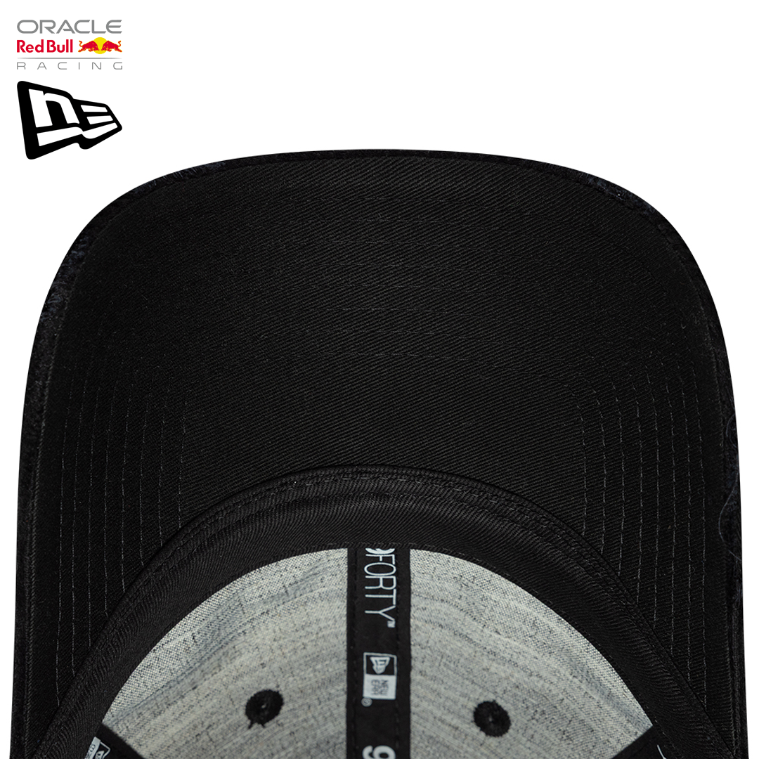 60897528_oracle_red_bull_racing_disscord_9forty_cap_keps_new_era_official_merch_formula1_f1_formel1_f1sweden_f1store_fuelforfans_hatstore_westcoast_motorsport_black_svart_brim